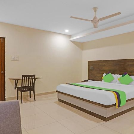 Treebo Tee Hotel ไฮเดอราบัด ภายนอก รูปภาพ