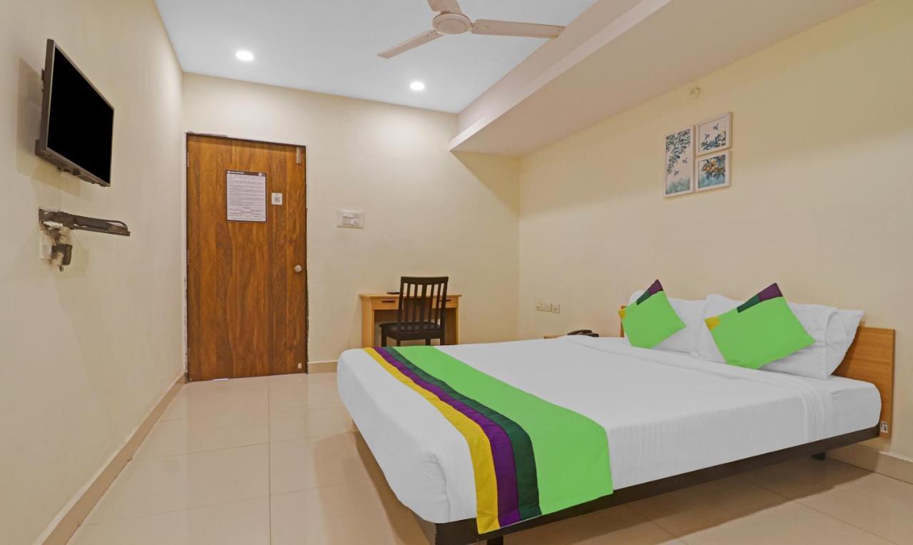 Treebo Tee Hotel ไฮเดอราบัด ภายนอก รูปภาพ