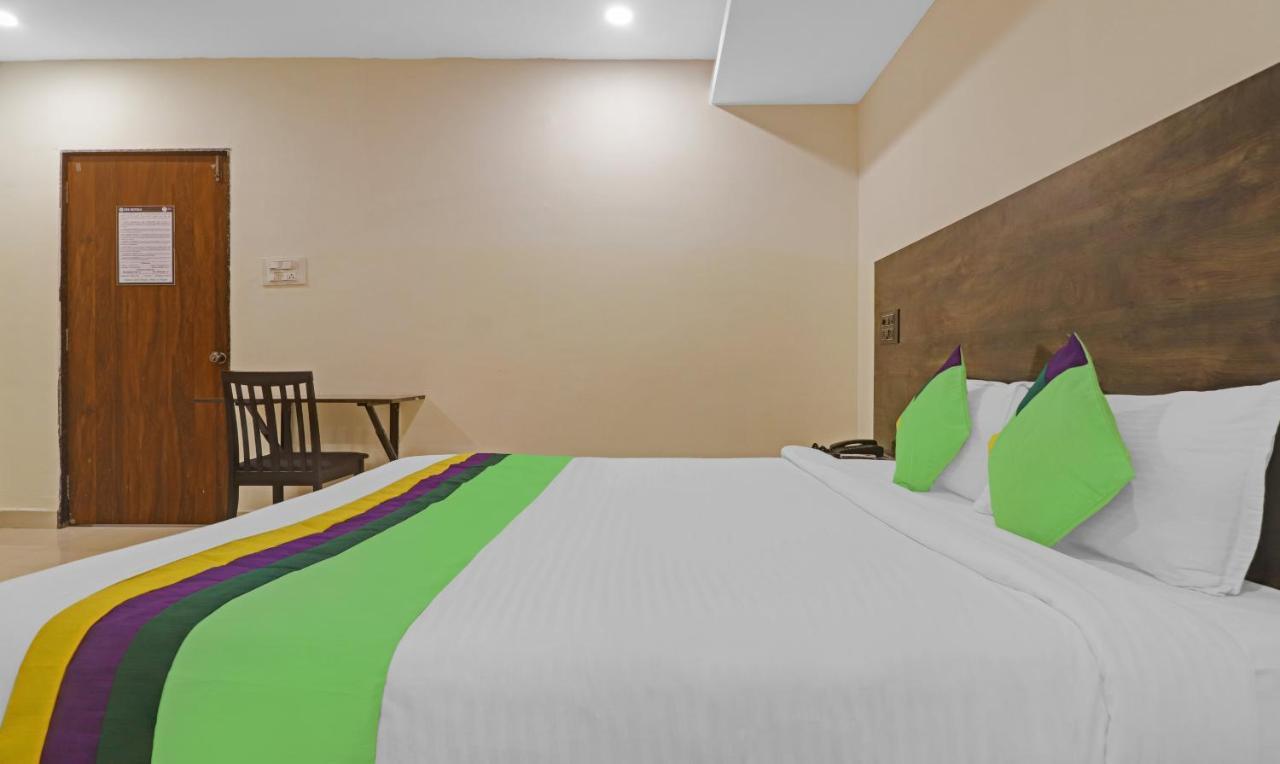 Treebo Tee Hotel ไฮเดอราบัด ภายนอก รูปภาพ